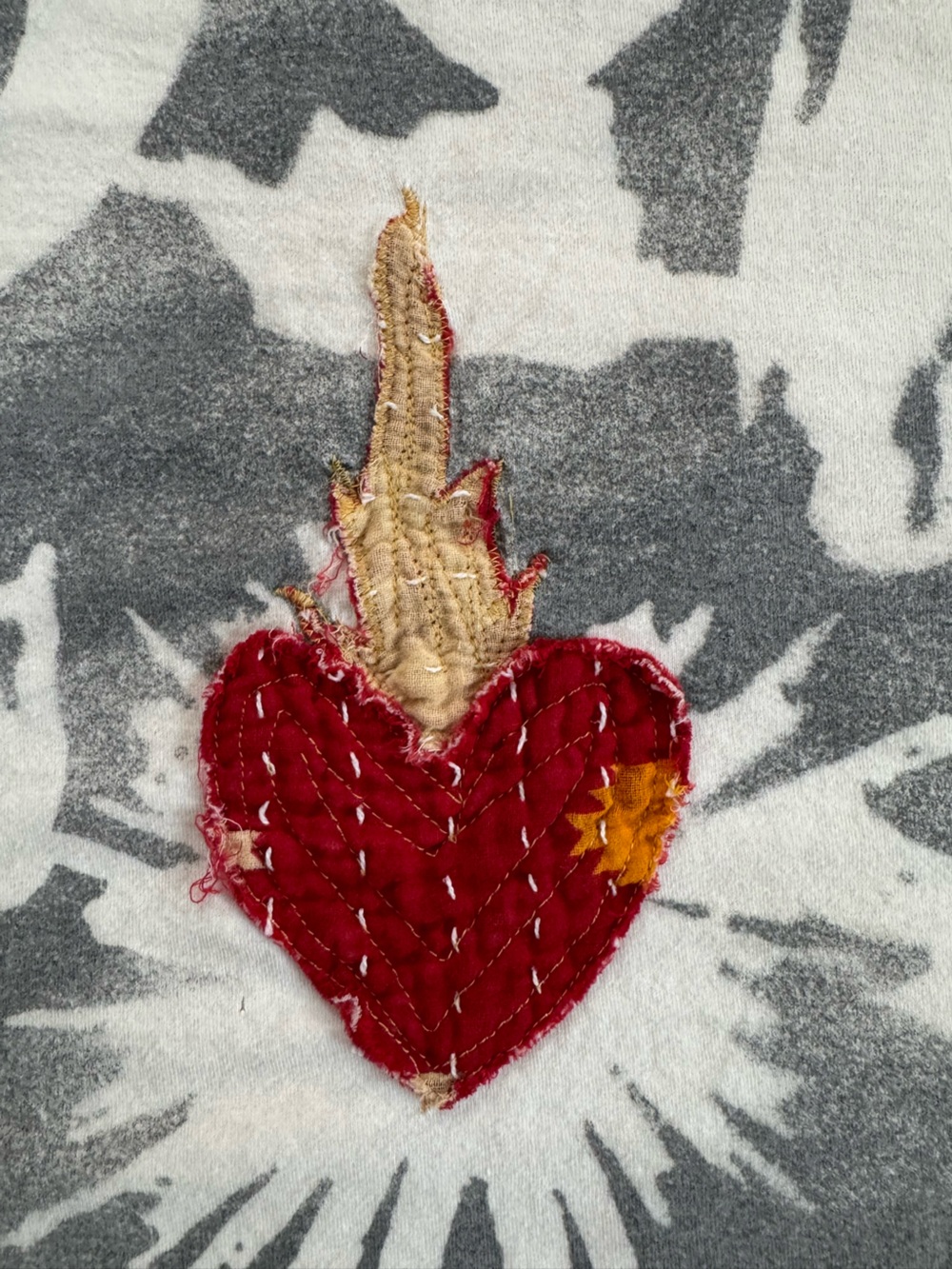 One of a kind hand printed + embroidered sacred heart Virgin Mary tee. Size L - Picture 7 of 9